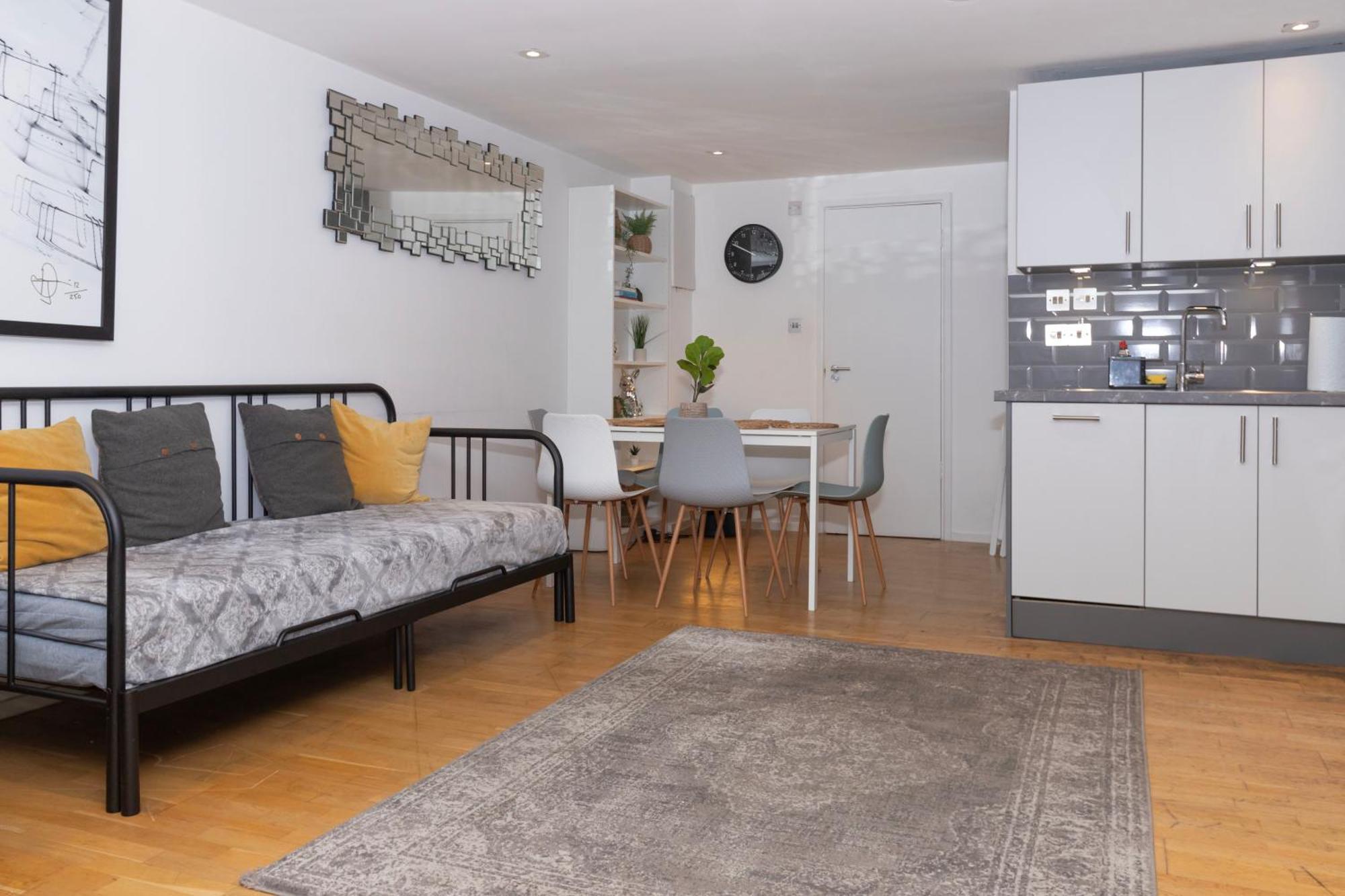 Cosy Ground Floor Apartment Λονδίνο Εξωτερικό φωτογραφία